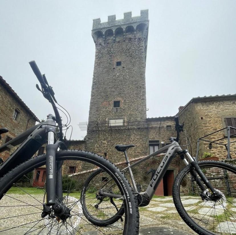 Hotel Castello Di Gargonza Monte San Savino Exterior foto